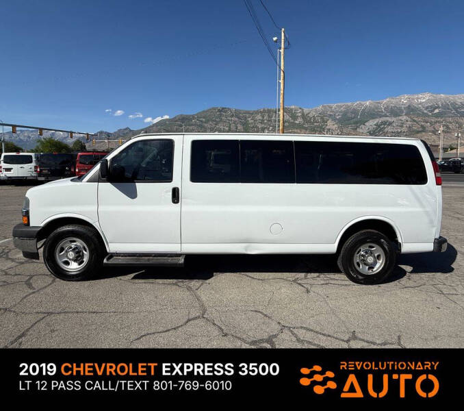 chevrolet express passenger 2019 1GAZGPFG4K1165510 image chevrolet express passenger 2019 1GAZGPFG4K1165510 image